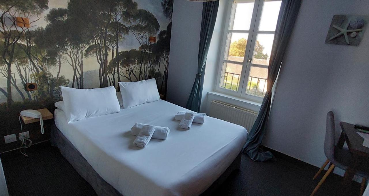 Logis Le Prieure Otel Locronan Dış mekan fotoğraf