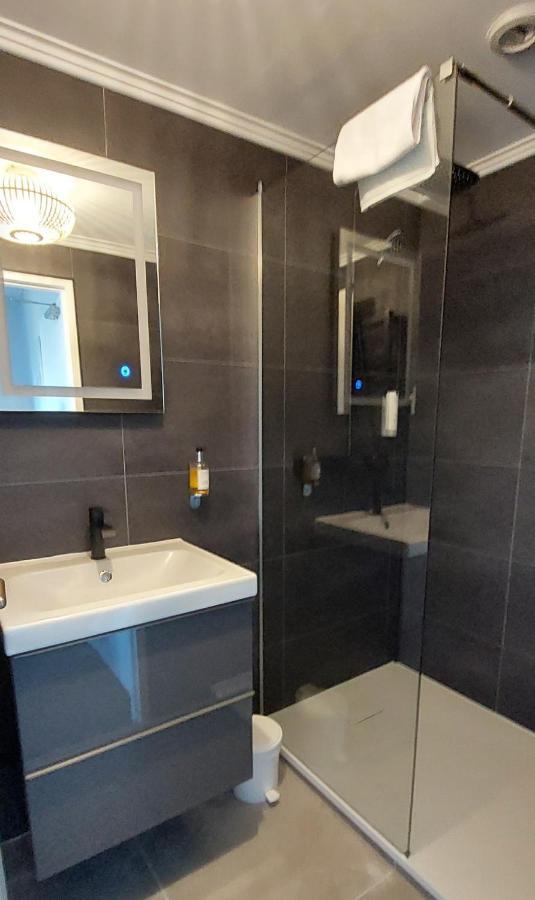 Logis Le Prieure Otel Locronan Dış mekan fotoğraf