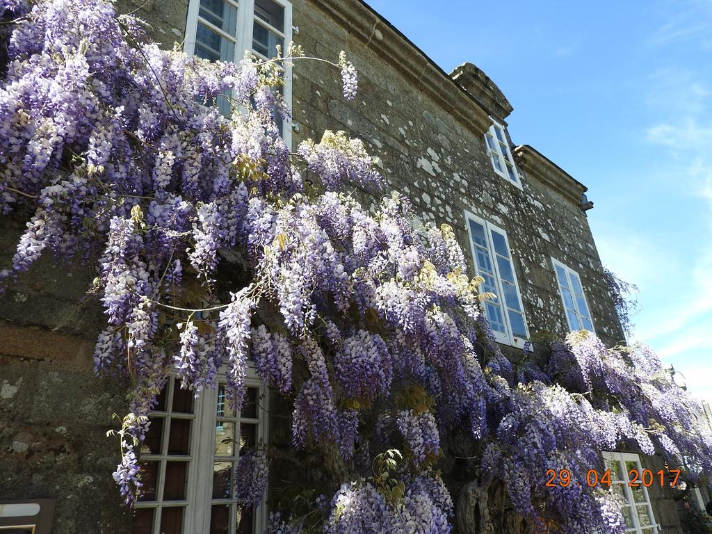 Logis Le Prieure Otel Locronan Dış mekan fotoğraf
